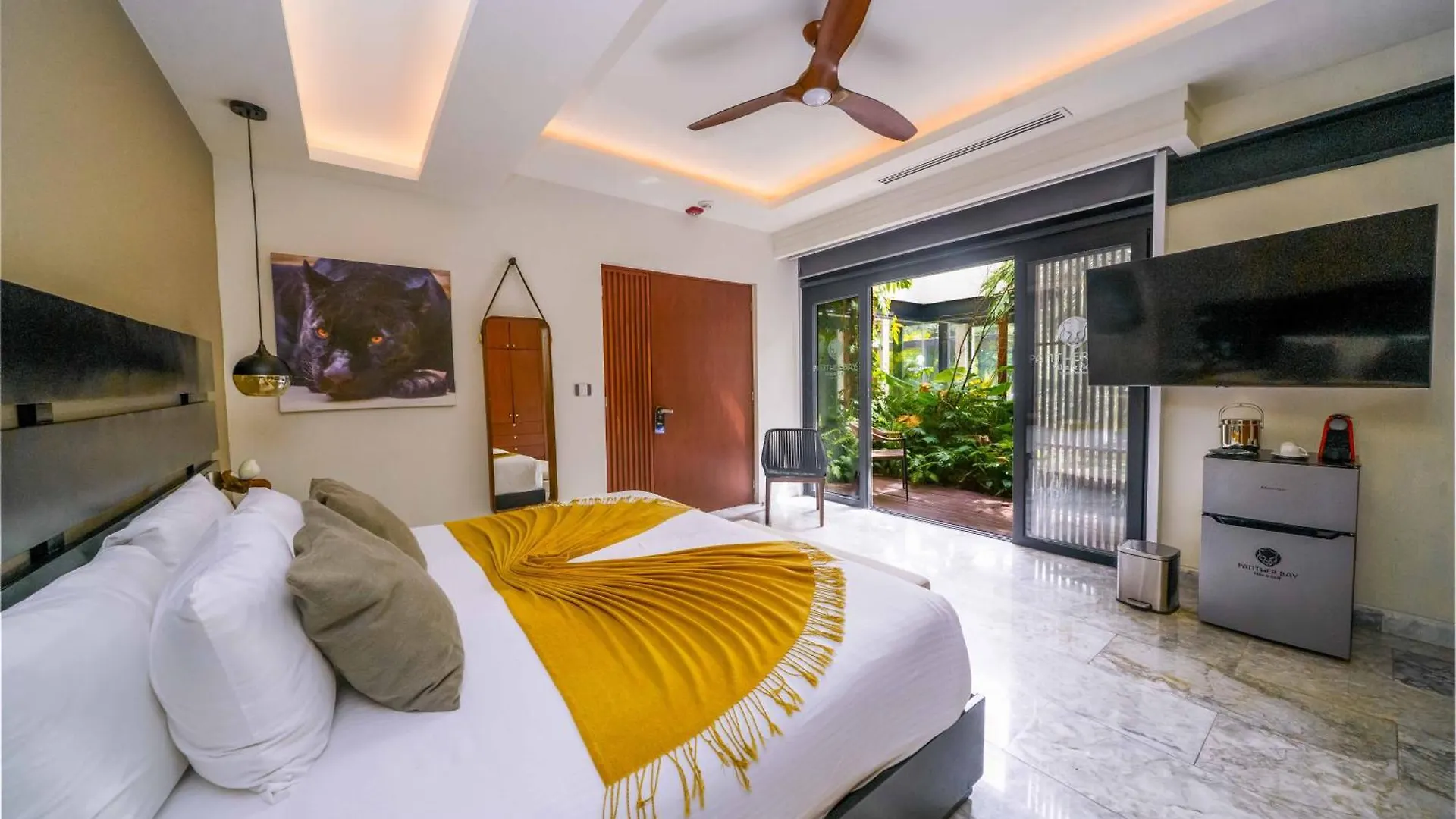 7 Bedroom Private Villa In Tulum Country Club - Private Pool - Beach Access & Golf - Fits 14 People Akumal