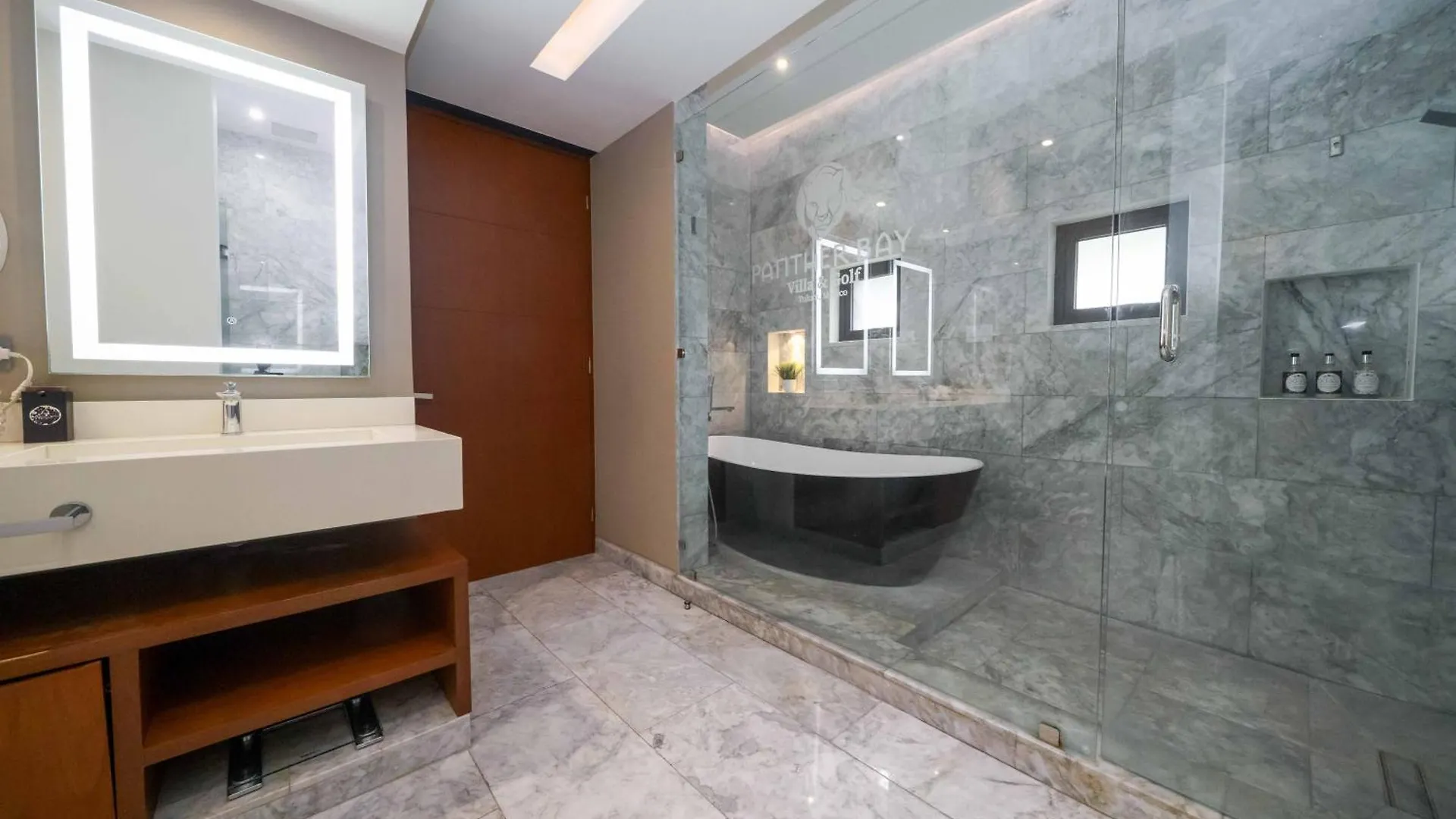 7 Bedroom Private Villa In Tulum Country Club - Private Pool - Beach Access & Golf - Fits 14 People Akumal