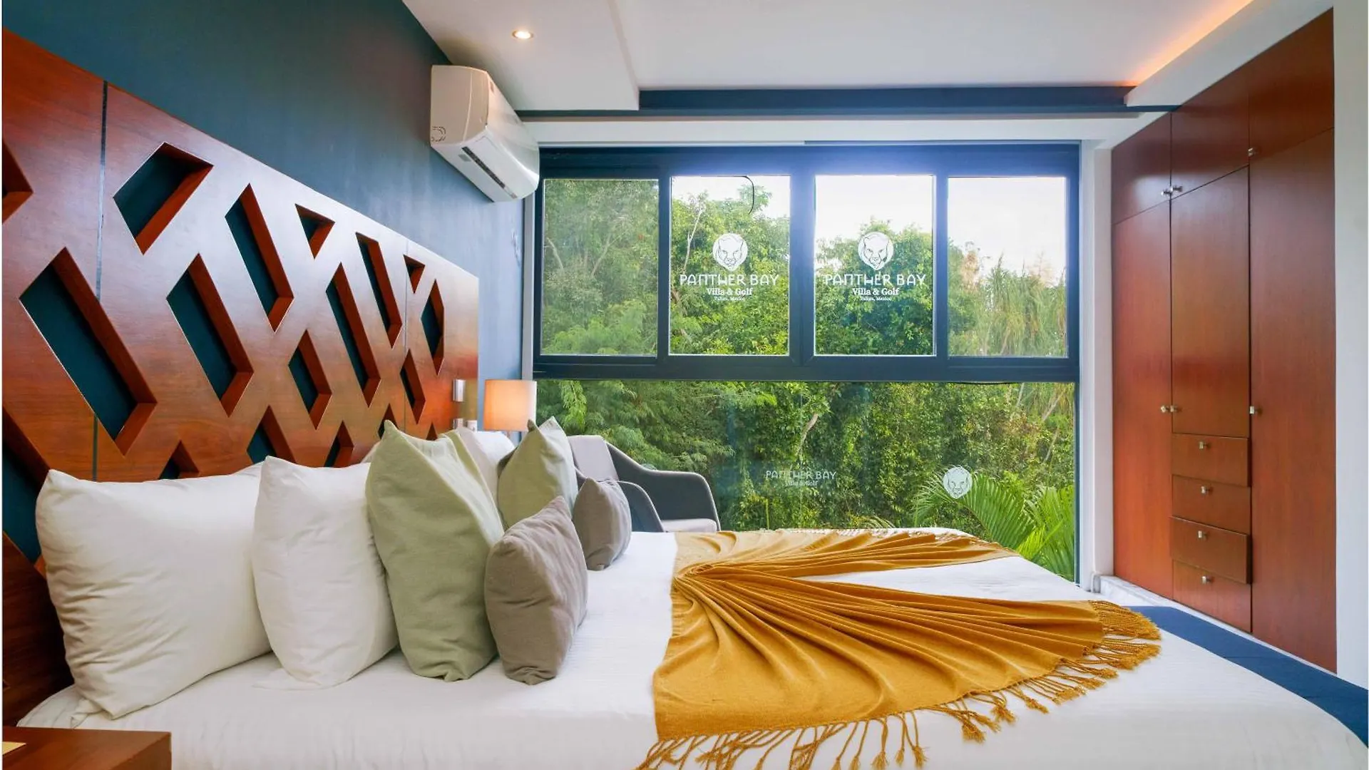 7 Bedroom Private Villa In Tulum Country Club - Private Pool - Beach Access & Golf - Fits 14 People Akumal 0*,  Mexiko
