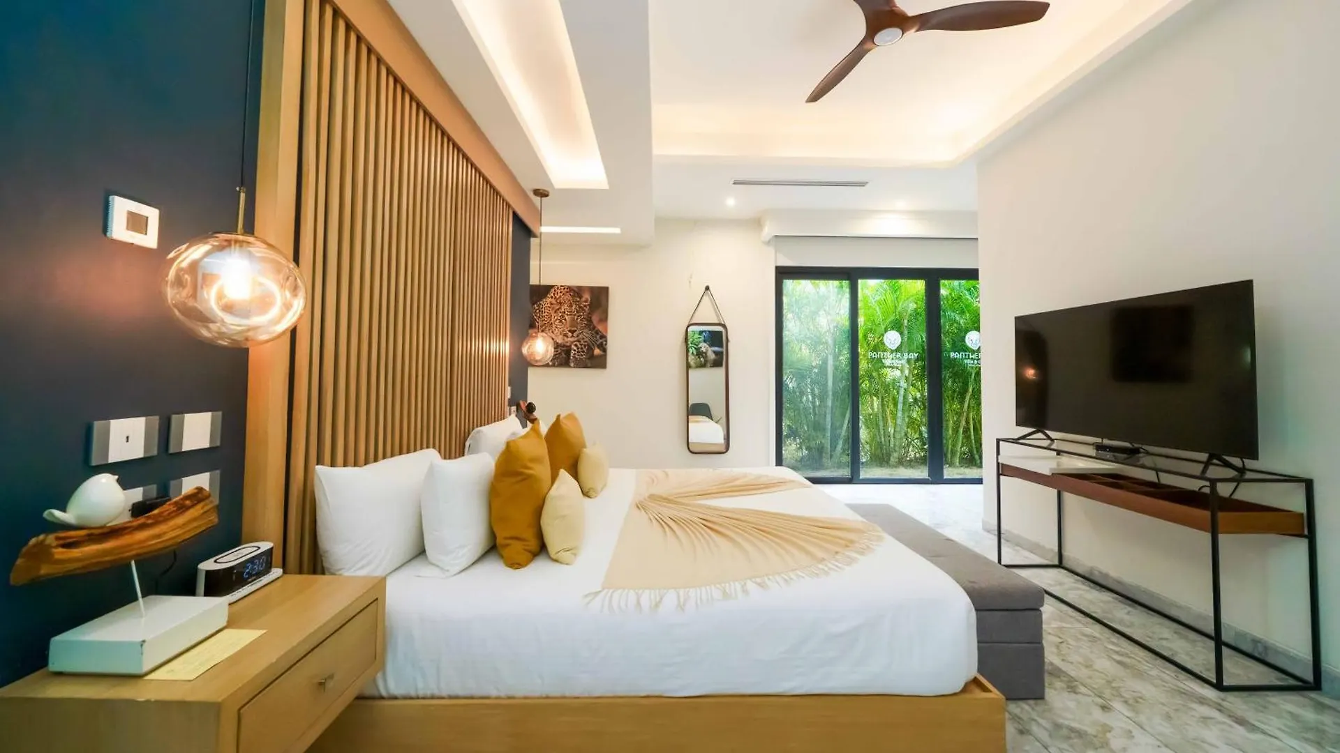 7 Bedroom Private Villa In Tulum Country Club - Private Pool - Beach Access & Golf - Fits 14 People Akumal